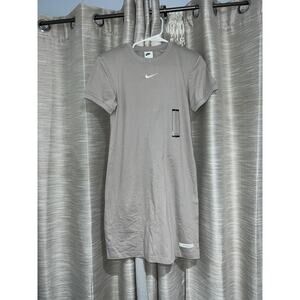 Nike women's Sportswear Essential T-Shirt Dress small